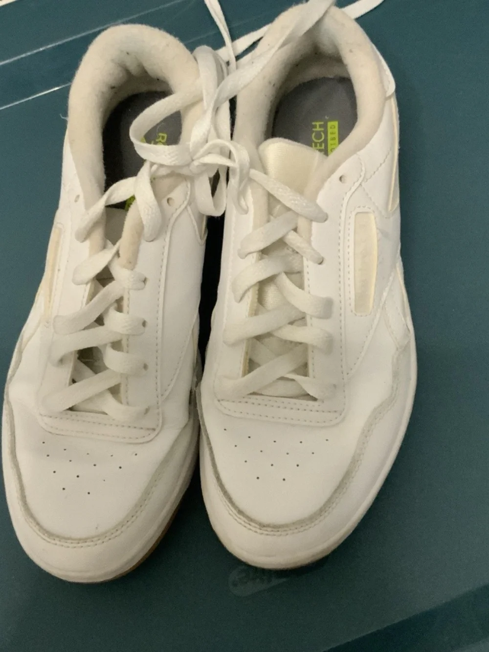 Reebok Womens Shoes White Sneakers Lace Up Size 7.5 Memory Tech